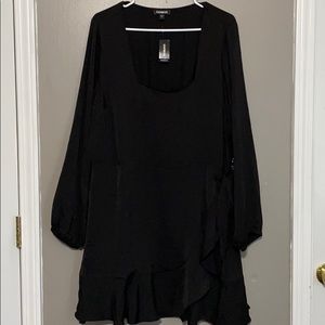 Black Express Scoop Long Sleeve Dress